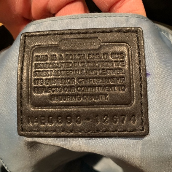 Coach Signature Hobo - Picture 7 of 7